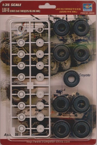 Trumpeter 06608 LAV Series 8x8 Tires (325/85 R16 XML) 1/35
