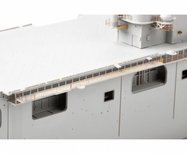 Eduard 53321 USS Wasp LHD-1 part 4 Trumpeter 1/350
