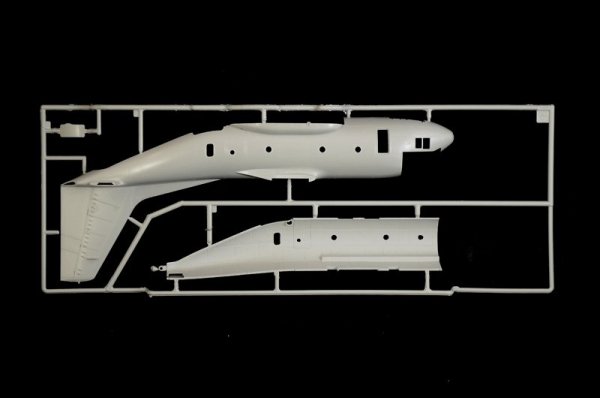 Italeri 1450 C-27J SPARTAN / G.222 1/72