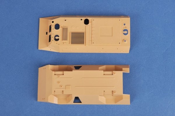 Hobby Boss 82488 WZ550 w/ AFT-9 AT Missile Launcher (1:35)