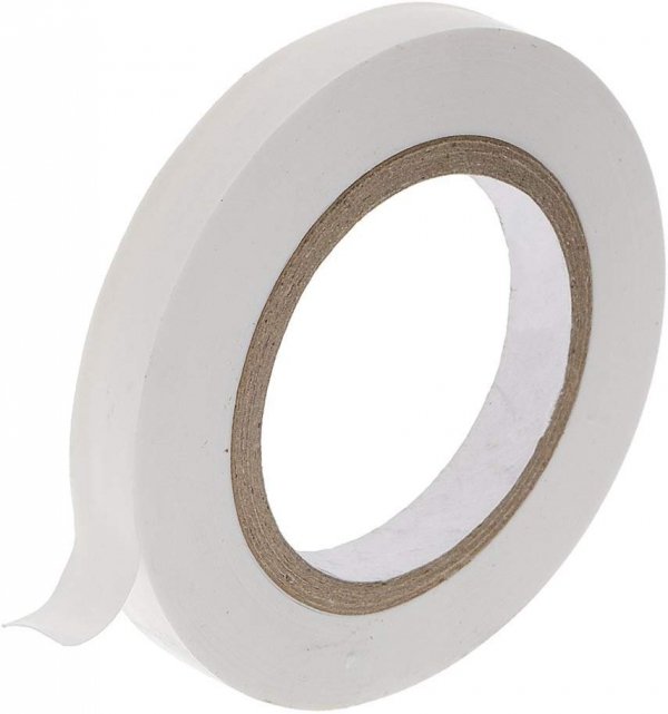 AK Interactive AK9124 MASKING TAPE FOR CURVES 3 MM. 18 METERS LONG.