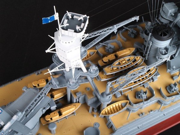 Trumpeter 03701 USS Arizona BB-39 (1:200)