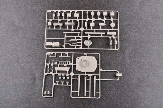 Trumpeter 03709 HMS Rodney (1:200)