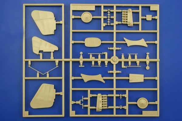 Eduard 8043  Roland C.II 1/48