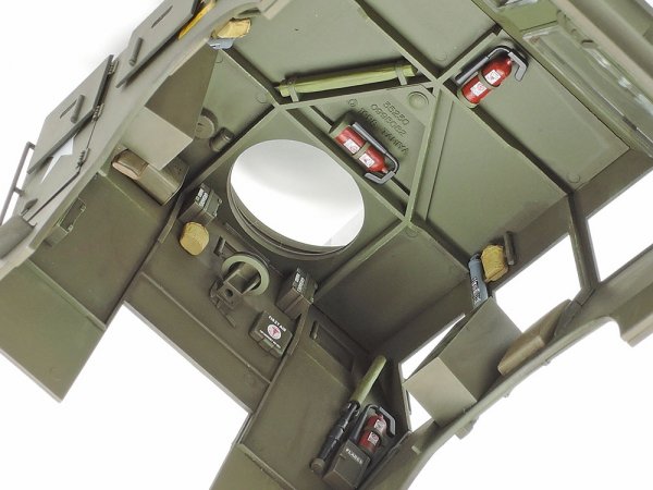 Tamiya 35230 U.S. 40 Ton Tank Transporter &quot;Dragon Wagon&quot; (1:35)