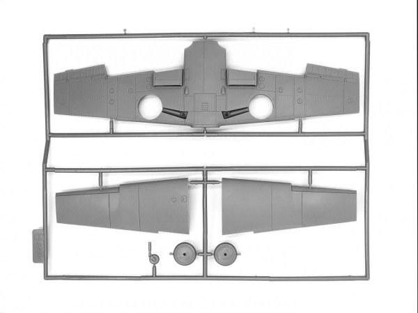 ICM 48100 Mistel 1 WWII German Composite Aircraft 1/48