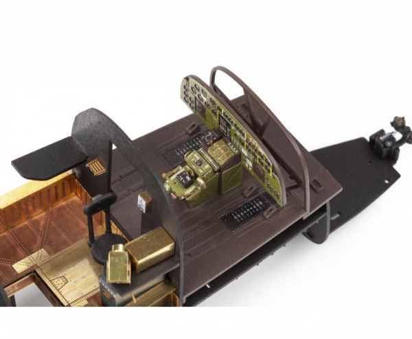 Eduard 491509 B-24D cockpit &amp; engines HOBBY BOSS 1/48