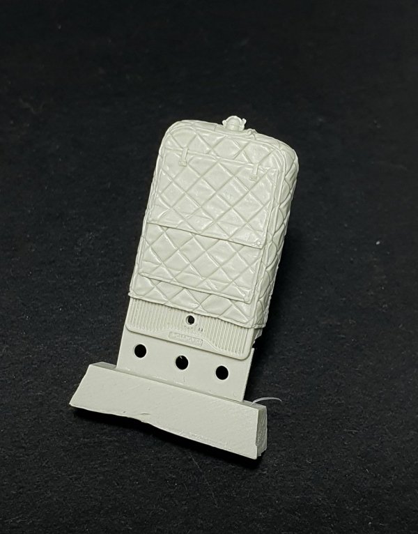 Panzer Art RE35-714 Leyland “Retriever” canvas cover 1/35