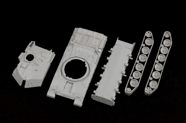 Trumpeter 07105 British Challenger 1MBT (1:72)