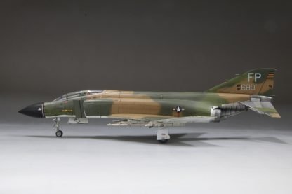 Fine Molds 72846 U.S. Air Force Jet Fighter F-4C “Wolf Pack 1967” 1/72