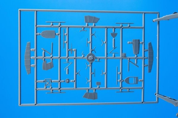 Special Hobby 72122 Lloyd C. V serie 82 (1:72)