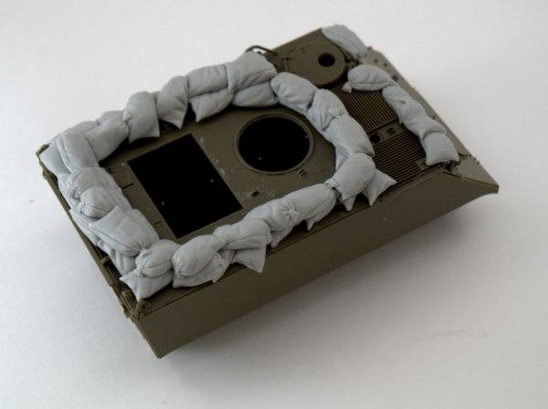 Panzer Art RE35-595 Sand armor for M113 APC (Vietnam War) 1/35