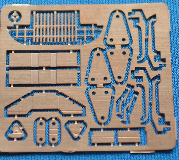 ACE 72600 US G7106 1,5t 4x4 Cargo/Dump truck 1/72