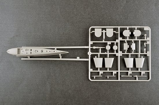 Trumpeter 05910 PLAN Type 092 Xia Class SSBN 1/144