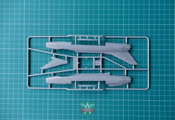 Modelsvit 72021 MiG-21F(Izdeliye &quot;72&quot;) Soviet supersonic fighter 1/72