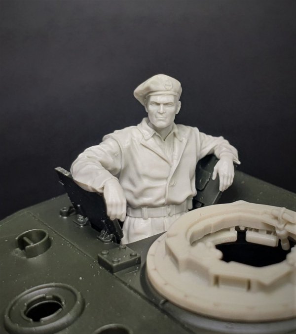 Panzer Art FI35-167 British tank loader coverall 1/35