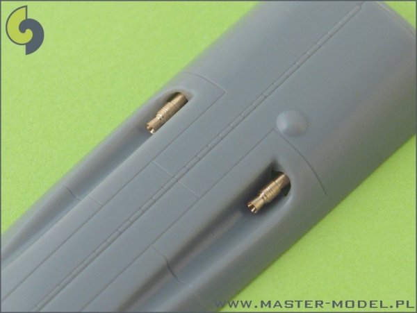 Master AM-48-011 Bf 109 G5 - G14, K armament set (MG 131 tips) &amp; Pitot Tube (1:48)