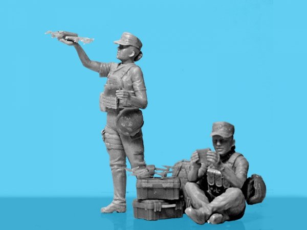 ICM 35755 “War has no gender” Servicewomen of the Armed Forces of Ukraine 1/35