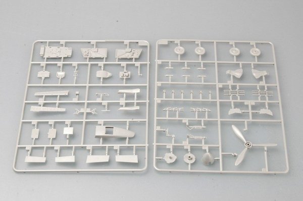 Trumpeter 02830 Soviet MiG-3 Early Version (1:48)