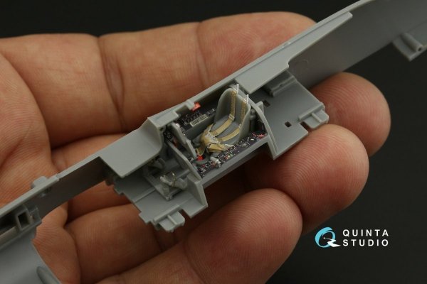Quinta Studio QD48296 FW 190D-9 3D-Printed &amp; coloured Interior on decal paper (HobbyBoss) 1/48