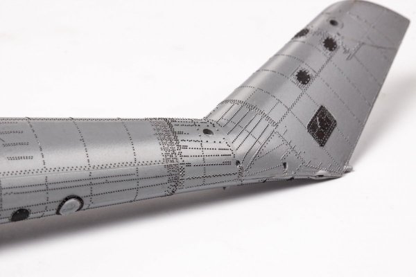 Eduard ER48001 Mi-24V positive rivets &amp; surface details Zvezda 1/48