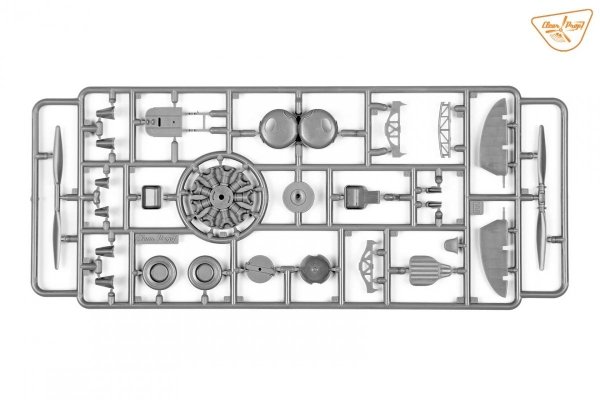 Clear Prop! CP4813 Polikarpov I-16 type 5 - in the sky of China STARTER KIT 1/48