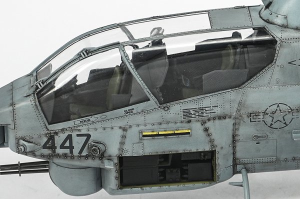 Trumpeter 05116U AH-1W Super Cobra  - USZKODZONE / DAMAGED 1/35