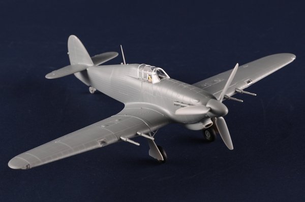 Hobby Boss 81779 Hawker Hurricane Mk.IIc / Trop 1/48