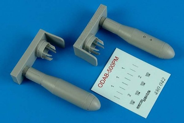 Aerobonus 480042 ODAB-500PM Russian fire bombs (1:48)