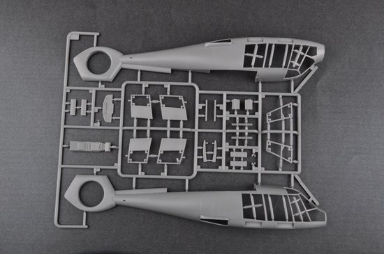 Trumpeter 05106 Eurocopter SA 365N Dauphin 2 (1:35)