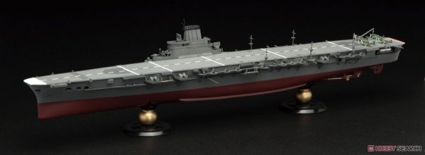 Fujimi 451541 KG-18 Japanese Navy Aircraft Carrier Taiho Full Hull 1/700