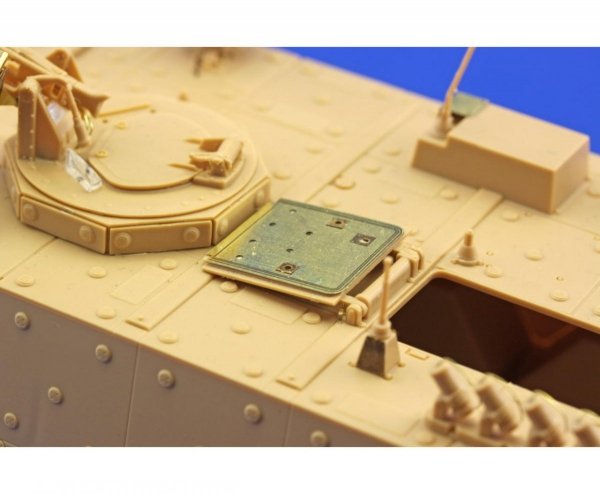 Eduard 36215 Boxer MRAV 1/35 Hobby Boss