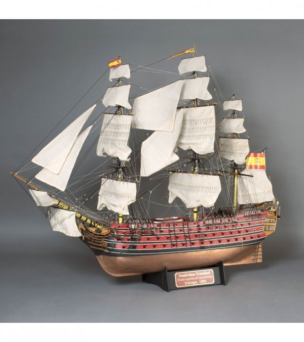 ARTESANIA LATINA 22901 Santisima Trinidad Trafalgar Ed. 1805 + figurki + miedziane poszycie 1/84