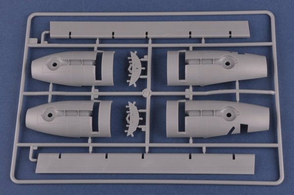Hobby Boss 83211 B-24J Liberator 1/32