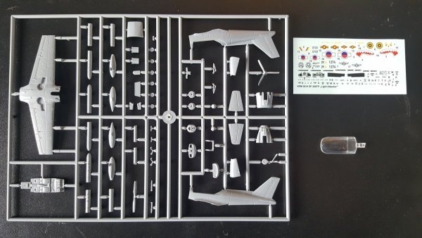 Kovozavody Prostejov KPM0214 SIAI SF-260TP Light Attacker 1/72