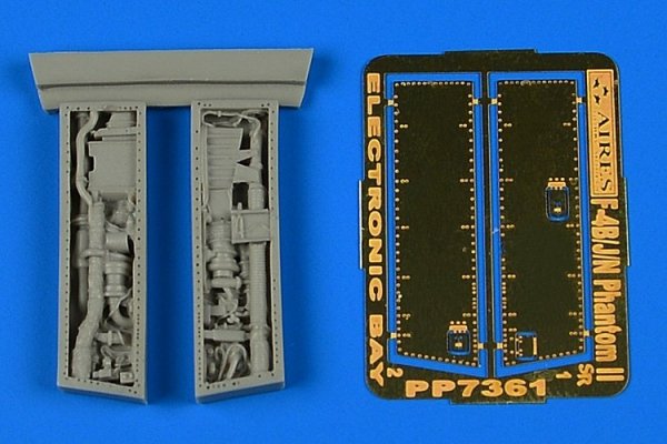 Aires 7361 F-4B Phantom II electronic bay 1/72 FUJIMI