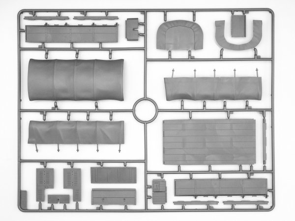 ICM 35656 FWD Type B WWI US Ammunition Truck 1/35