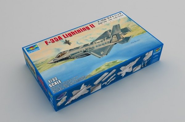Trumpeter 03231 F-35A Lightning II 1/32