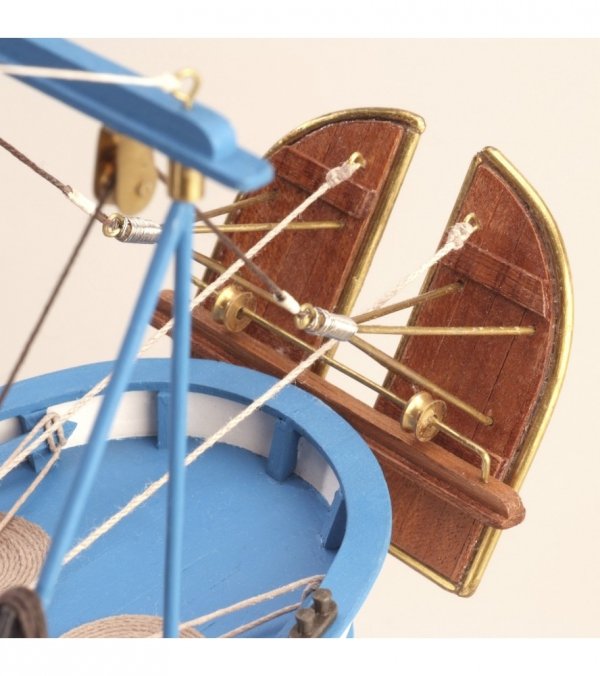 ARTESANIA LATINA 20100-N Trawler Mare Nostrum 1/35