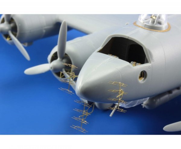 Eduard 72579 Fw 200C exterior 1/72 TRUMPETER