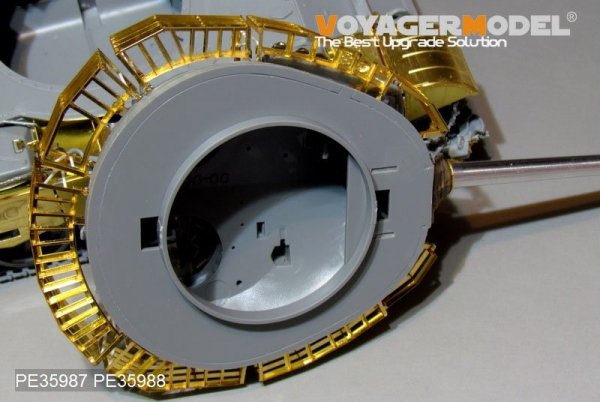 Voyager Model PE35987 Iraqi TYPE69 II Medium Tank Basic For TAKOM 2054 1/35