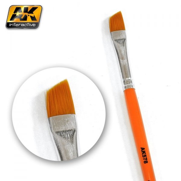 AK Interactive AK578 DIAGONAL WEATHERING BRUSH