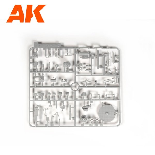 AK Interactive AK35504-A PZ.KPFW.IV AUSF.D AFRIKA KORPS + DAK PANZERFAHRER 1/35