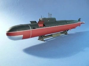 Zvezda 9010 Russian nuclear submarine "Orel" 1/350