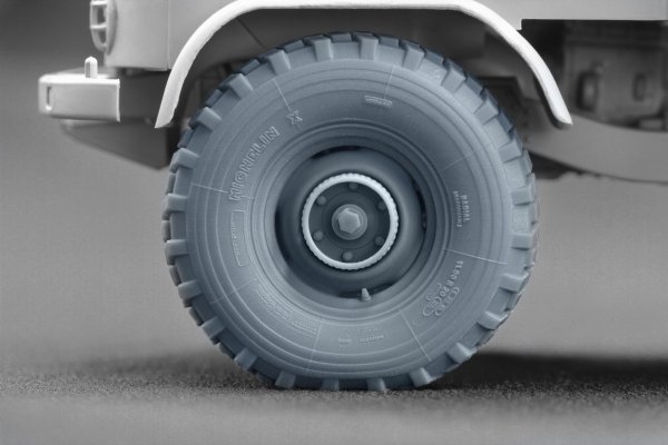 ScaleX WM 35023S Unimog 404 11.0R20 X Sagged v2 Sagged wheel set (for AK-Interactive, ICM, Revell) 1/35