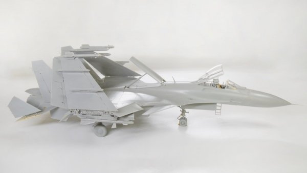 MiniBase 8001 SU-33 Flanker-D 1/48