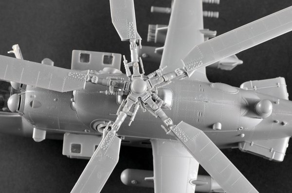 Trumpeter 05829 Mi-24P Hind-F 1/48