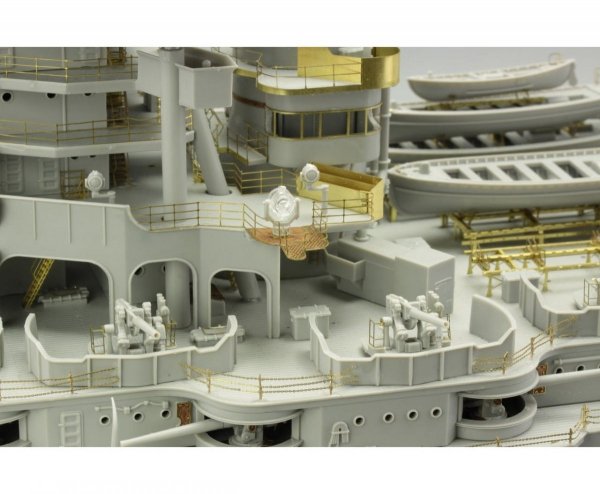 Eduard 53111 USS Arizona part 5 - railings TRUMPETER 1/200