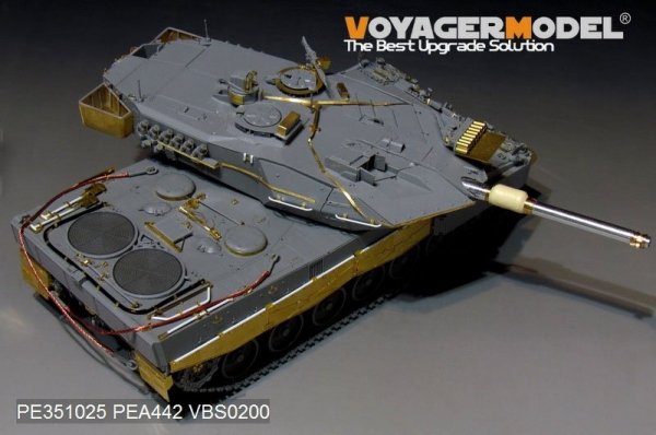 Voyager Model PE351025  Modern German Leopard 2A5 Basic For Border BT-002 1/35