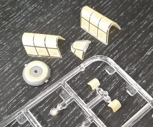 Omask X4835 Hawker Hurricane Mk.I O-Max Set (for Airfix)(masks and EVA wheel bay plugs) 1/48 